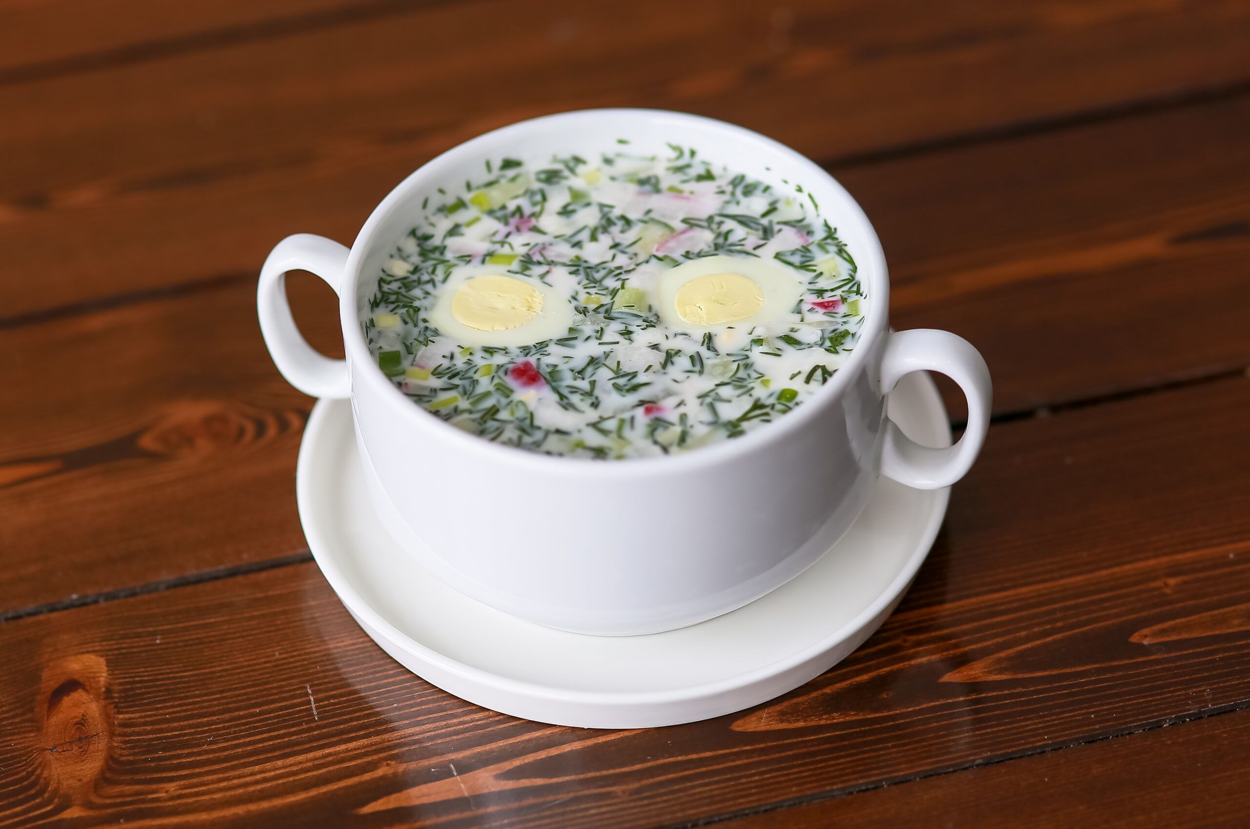 Окрошка с курицей на кефире